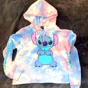 EVERYTHING $5 - Disney Stitch Cropped Hoodie Size XL